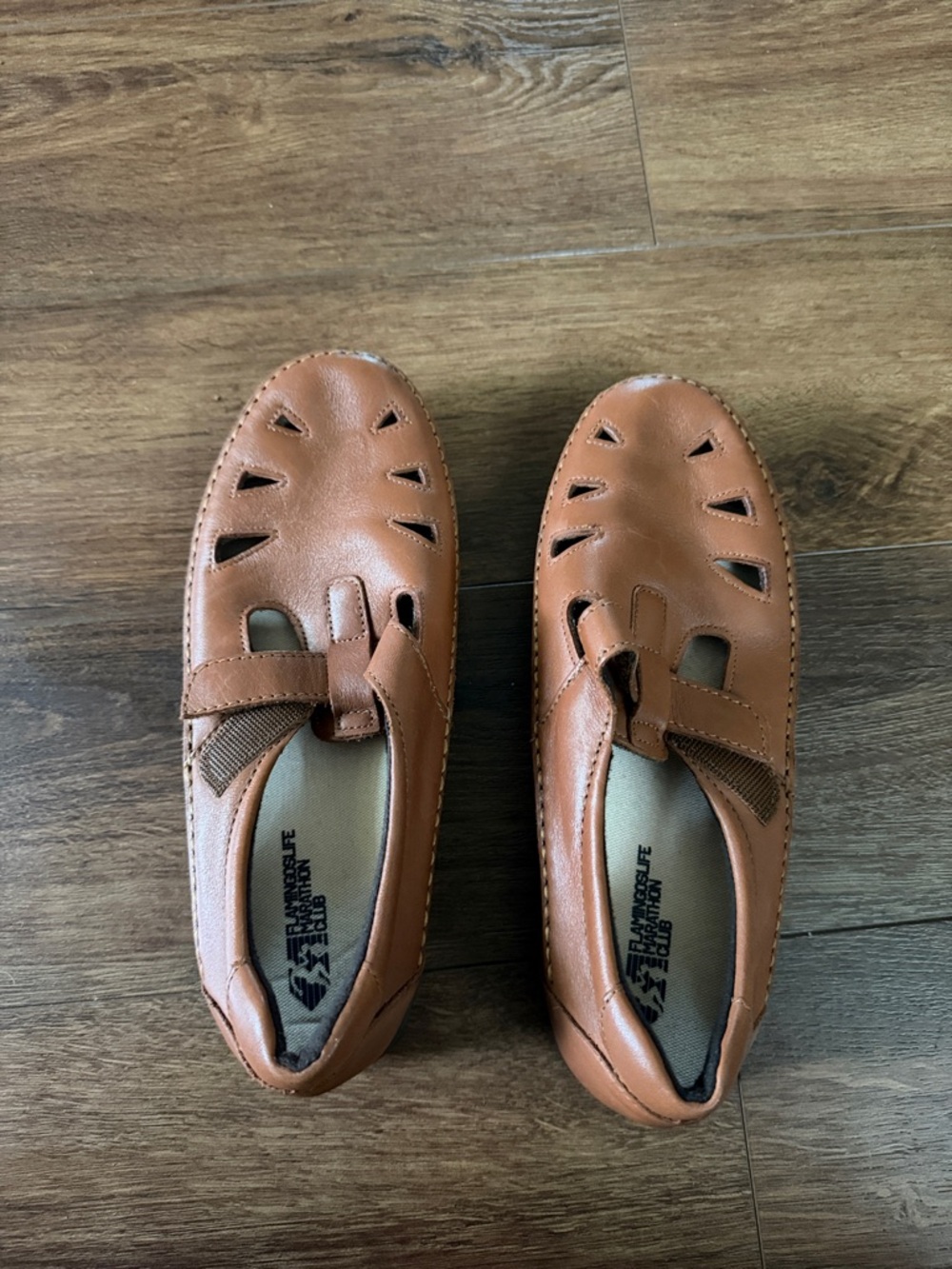 SAS ROAMER WALKING SHOES, T-Strap, Chestnut, 8 Medium - Picture 6 of 10